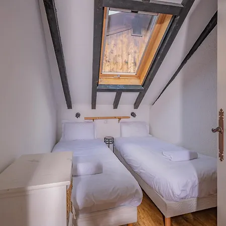 Mansarde- 2 Bedroom Floor Chamonix